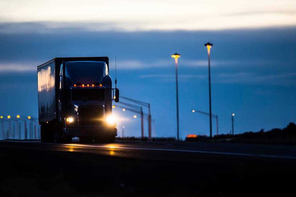 Top 5 Dangers of Driving in the Dark