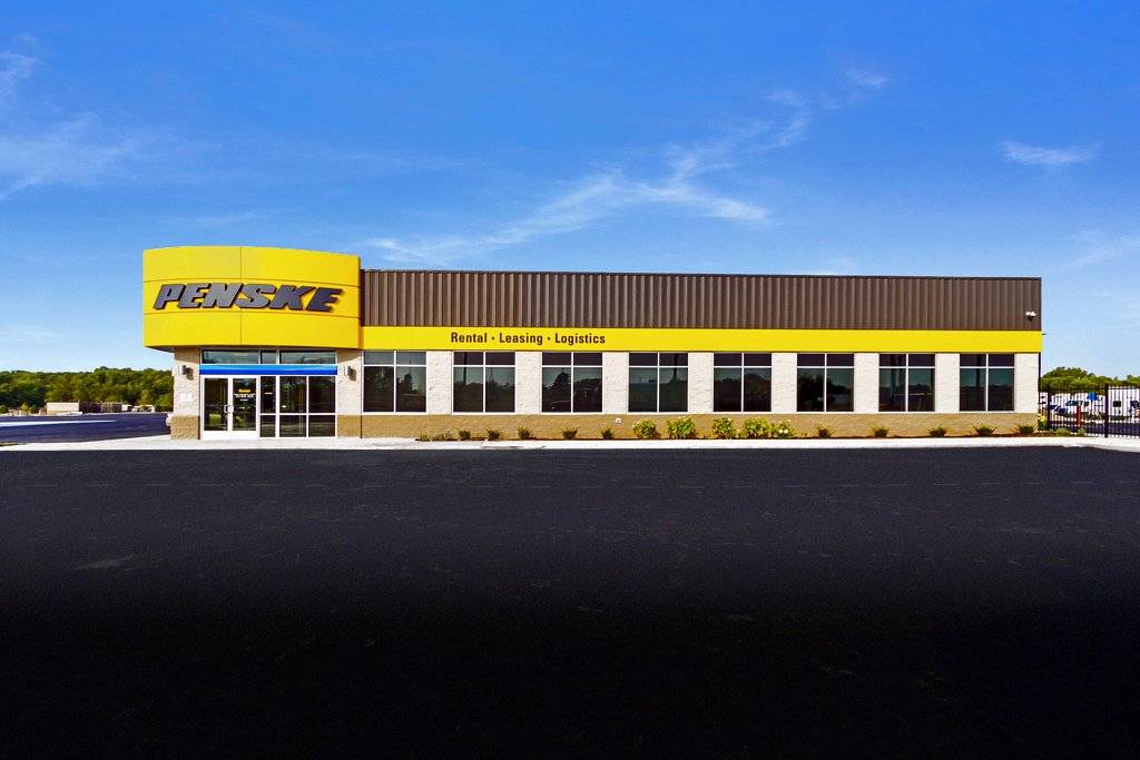 Penske Truck Rental location from the outside.